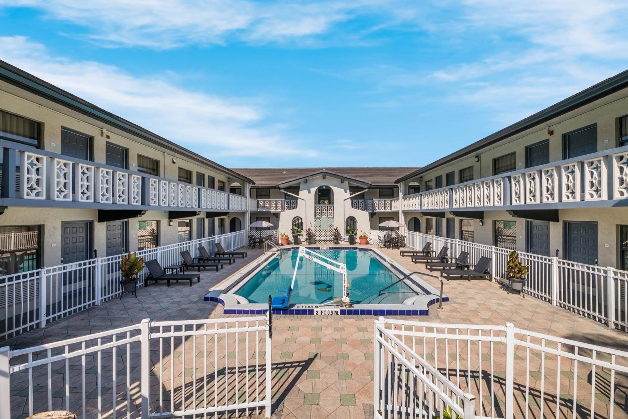 Quality Inn & Suites Altamonte Springs Orlando-North Exteriér fotografie